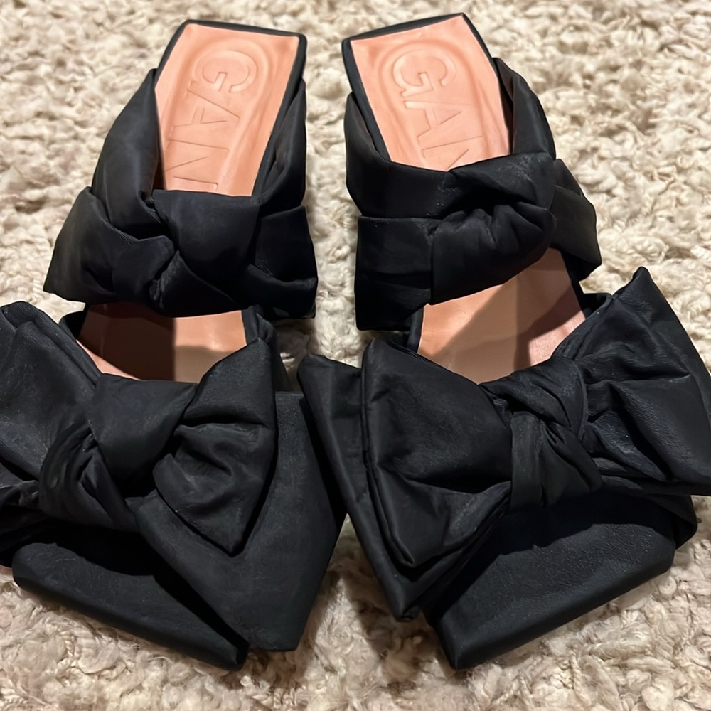 Ganni Black Soft Bow Kitten Heel Sandals Mule Size 7 - Picture 6 of 6